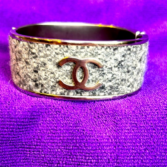 Chanel Cuff - Picture 1 of 6